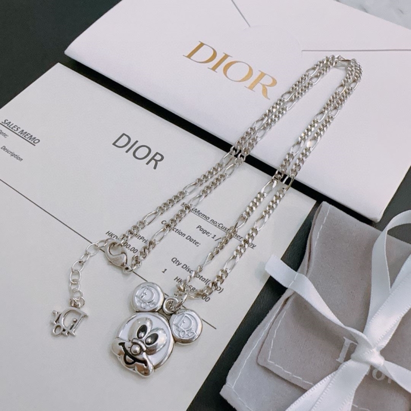 chr1st1an D10r necklaces